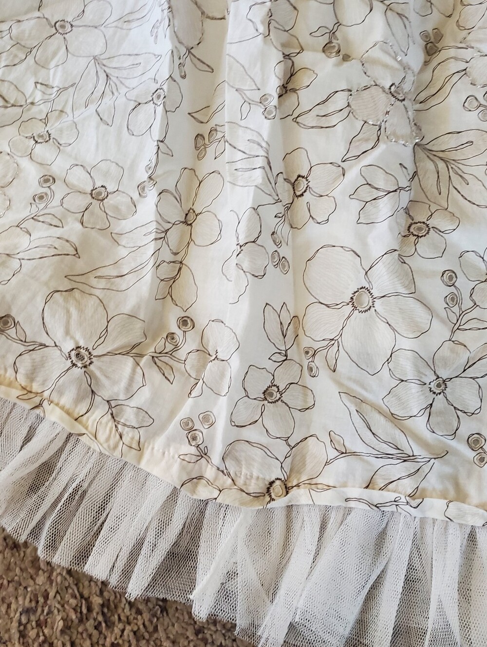 skirt - Picture 2 of 10